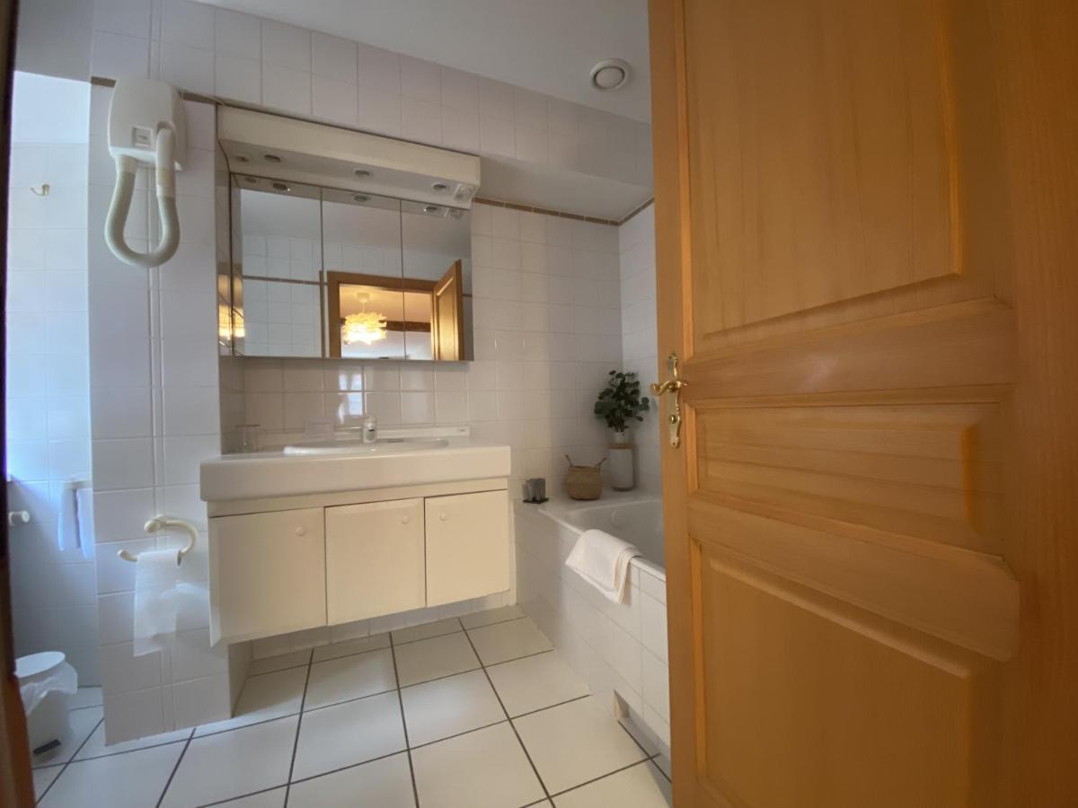 Hotel Le Sarment Мителбергайм Екстериор снимка